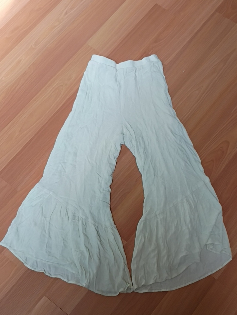 Lulu's Girls Wide-Leg Flounce Pants in Mint
